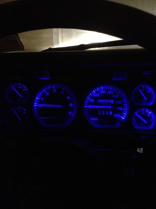 Project "Slow Zombie"-cherokee-25-gauges-led.jpg