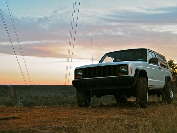 My daily driver and trial Worthy Xj build.-image-2529668889.jpg