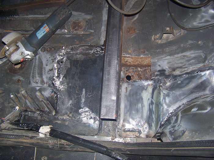project Rusty woody-87-xj-floor-weld.jpg