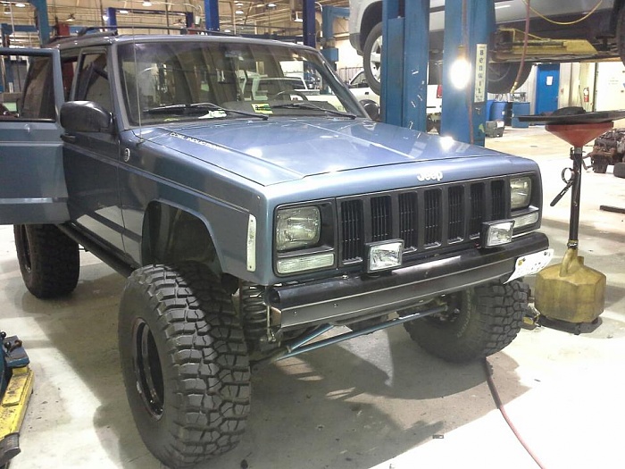 cheap, low mile, really blue '97-jeeplight.jpg