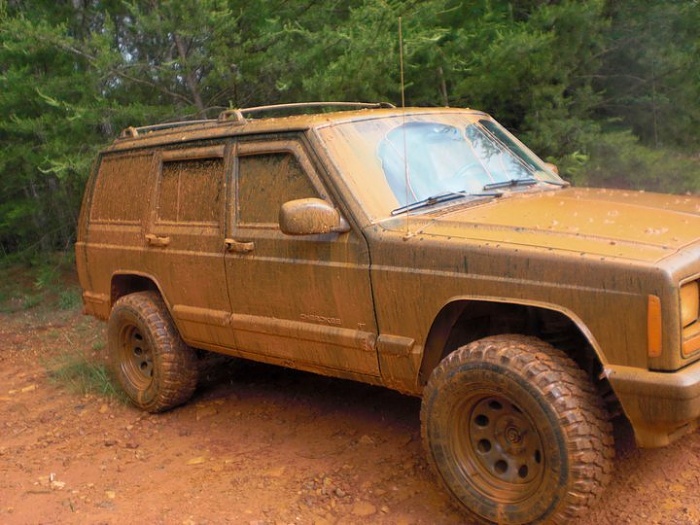 Doin' Work. XJ build-31733_1285634702950_1292638796_30638757_7490321_n.jpg