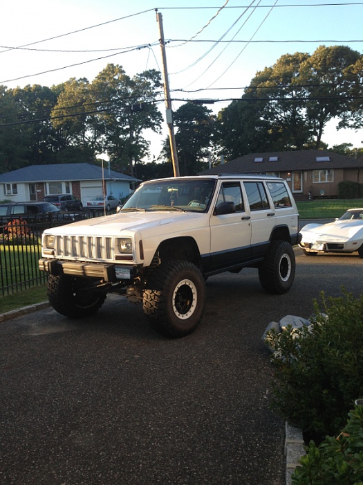back in the jeep game-image-2053739412.jpg
