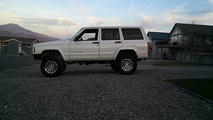 99xj high school build-img_20131127_153747_599.jpg