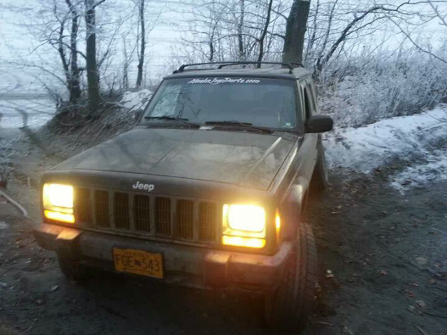 My 98 XJ that wishes it lived in a different state-forumrunner_20140218_000039.jpg