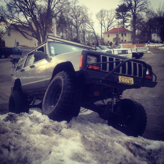 Project: Delany 8&quot; LA on 35&quot; XJ-image-1420183038.jpg