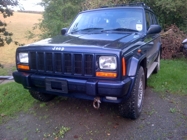 Beef, UK student's 1998 XJ!-25.jpg
