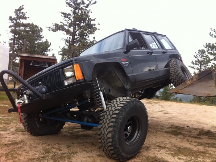 16 with an xj-image-897754610.jpg