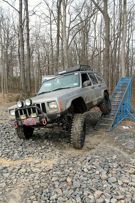 McGee's XJ build-10154154_10152051023537135_4768780164767889423_n.jpg