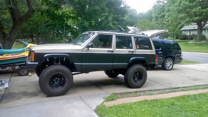 MY 94 XJ very slow build.-10383108_10204379433274728_7564495972597848947_n.jpg