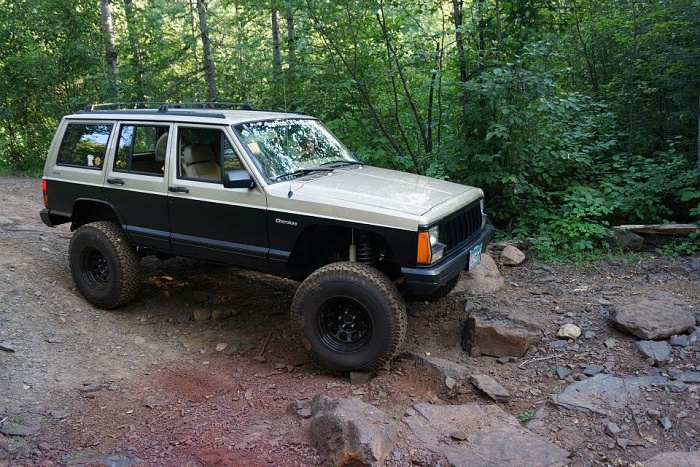 MY 94 XJ very slow build.-10494653_10204489268060529_2068629372543282257_n.jpg