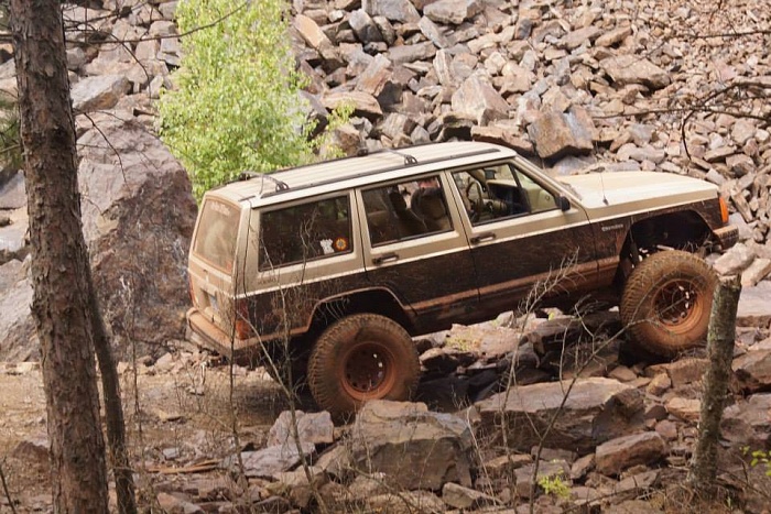 MY 94 XJ very slow build.-10552552_10204489309301560_4968037785467537483_n.jpg