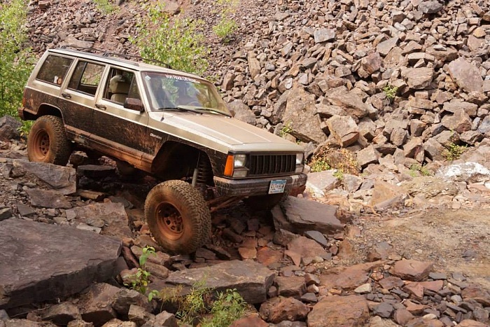 MY 94 XJ very slow build.-10583809_10204489314181682_115965209750815987_n.jpg
