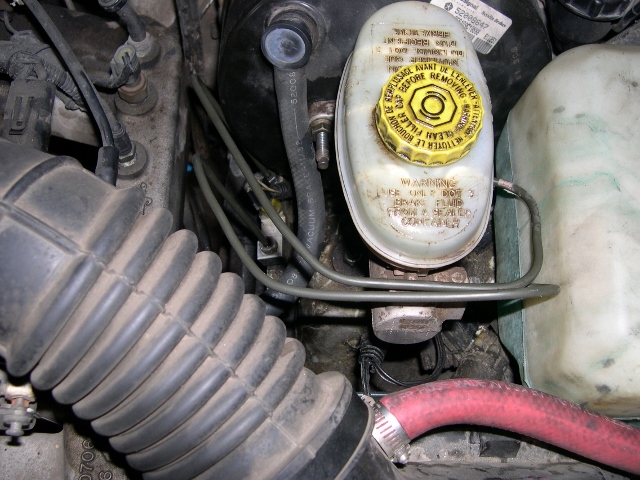 White Shadow-brake-booster-003-640x480-.jpg