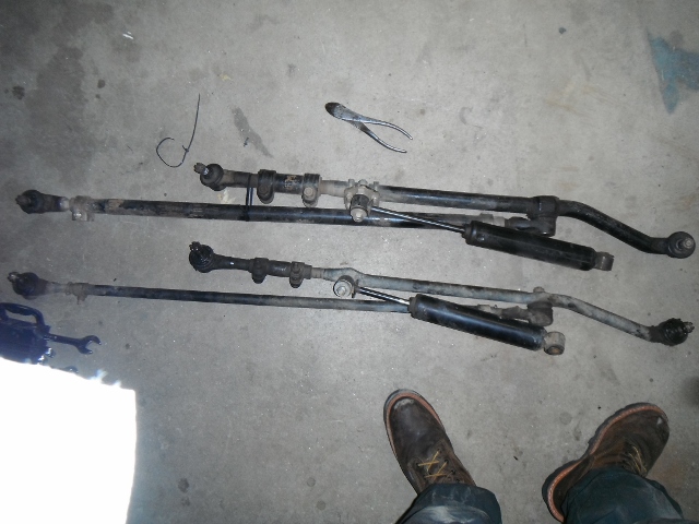 White Shadow-xj-steering-121-640x480-.jpg
