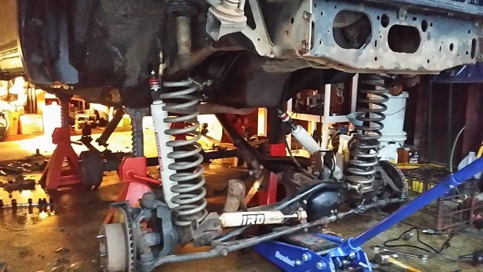 MY 94 XJ very slow build.-10885159_10205774145741668_558621381853264944_n.jpg