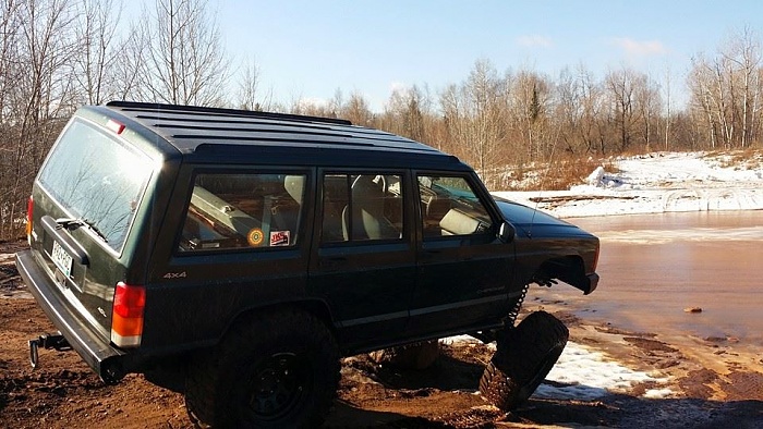 MY 94 XJ very slow build.-10013213_10206228687784935_3636653570886041575_n.jpg