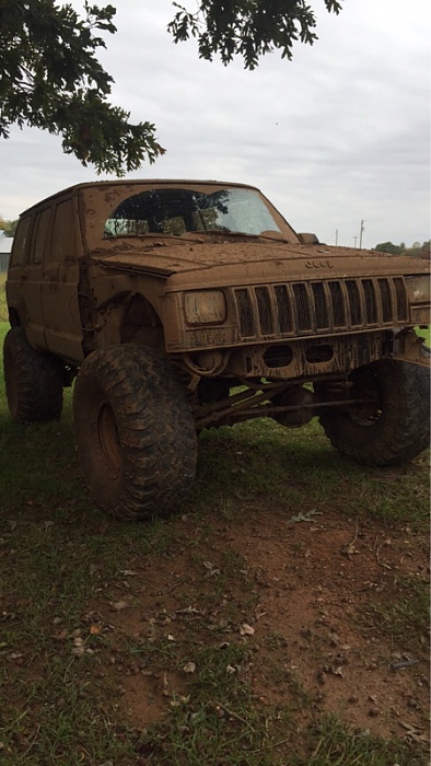 Cherokee Built For 00 bucks-image-696059779.jpg