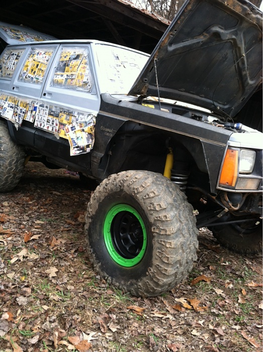 Cherokee Built For 00 bucks-image-3163689507.jpg
