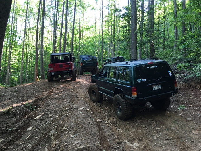 97 Green Cherokee-image-188517692.jpg