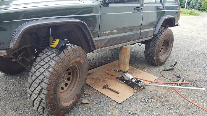 MY 94 XJ very slow build.-13435570_10209793962154566_2409583002291444285_n.jpg
