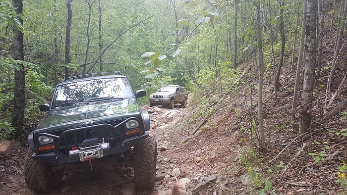 MY 94 XJ very slow build.-13567460_10209936198790393_4378608090154959037_n.jpg