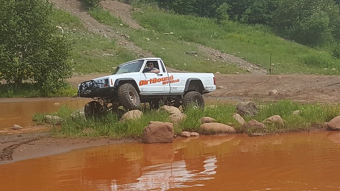 MY 94 XJ very slow build.-13606760_10209936199590413_7896586862468969370_n.jpg