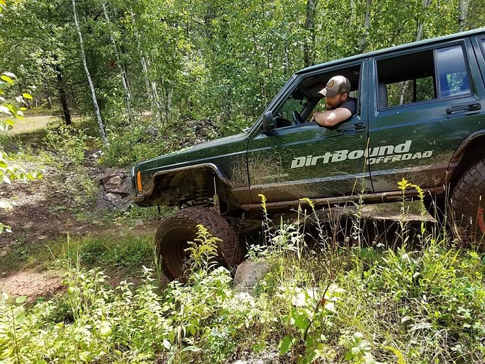 MY 94 XJ very slow build.-14022095_10210302337143623_4169919121233327995_n.jpg