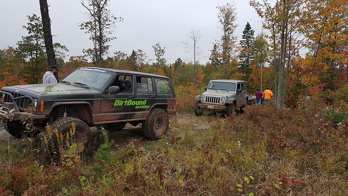 MY 94 XJ very slow build.-14470652_10210686930758223_4812876856389801136_n.jpg