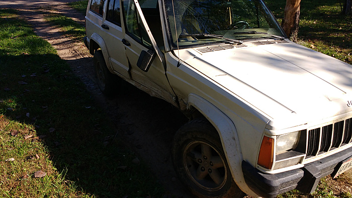Regular Cherokee-home-front.jpg