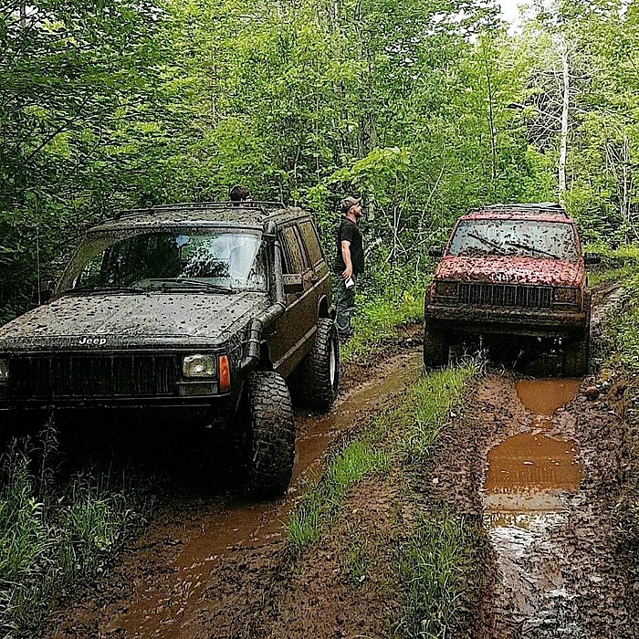 Project Daily Driven Off-Road XJ-19554722_10213576788918148_8125002790629328851_n.jpg