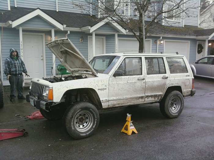 da build of sandy... aka squeakj86's jeep-lifrted-front.jpg