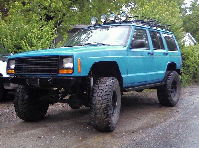 QSTG01's DRAGONEER Build-brightblue-no-winch.jpg