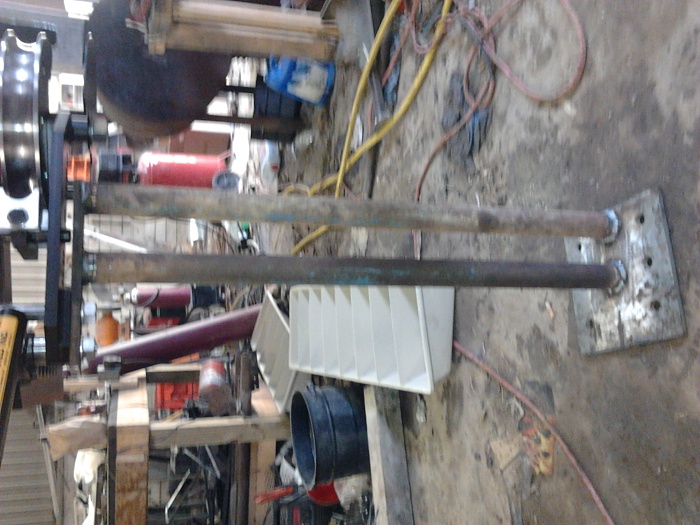 6ft cheater bar on a 1/4in ratchet (POSjeepxj)-2011-03-05-13.38.44.jpg