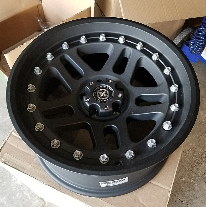 Project "BLACK Edition" 2001 Cherokee XJ-20171124_135418_1511560494914_001.jpg