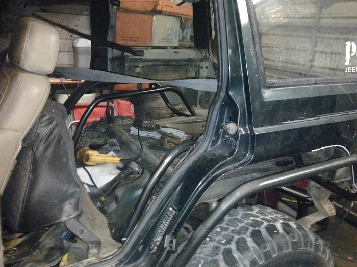 6ft cheater bar on a 1/4in ratchet (POSjeepxj)-2011-03-20-22.25.15.jpg
