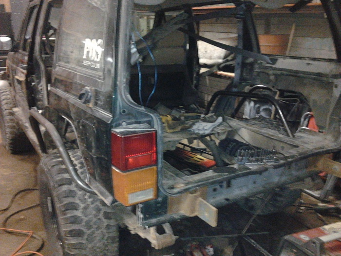 6ft cheater bar on a 1/4in ratchet (POSjeepxj)-2011-03-20-22.25.45.jpg