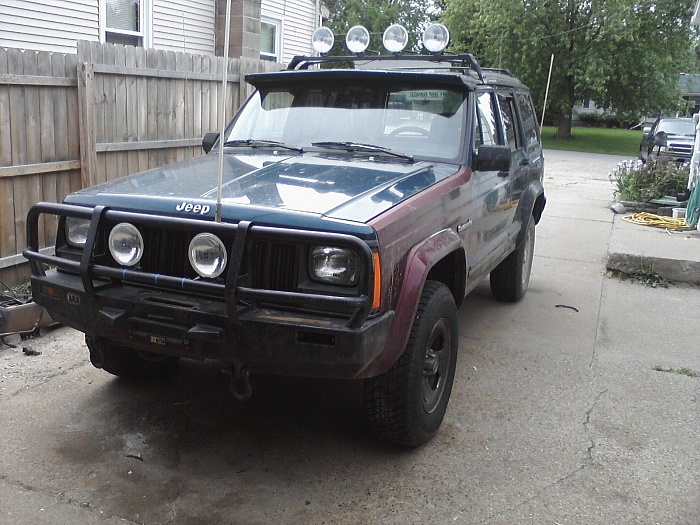 My 87 comanche 2wd.. You can guess what i'm doing :D-downsized_image05272011155411.jpg