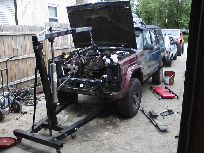 My 87 comanche 2wd.. You can guess what i'm doing :D-downsized_image05272011193642.jpg