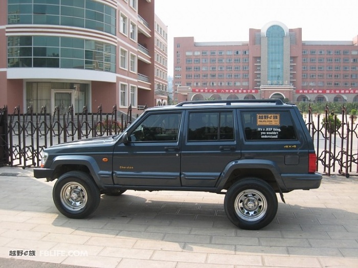 Let's see my Chinese Cherokee......-jeep8.jpg