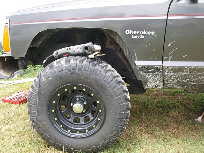 Sneekee '87 XJ-fender3.jpg
