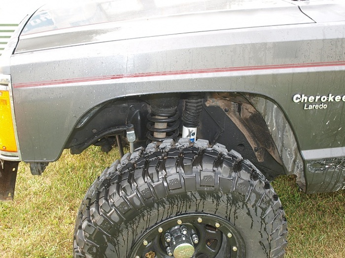 Sneekee '87 XJ-fender.jpg
