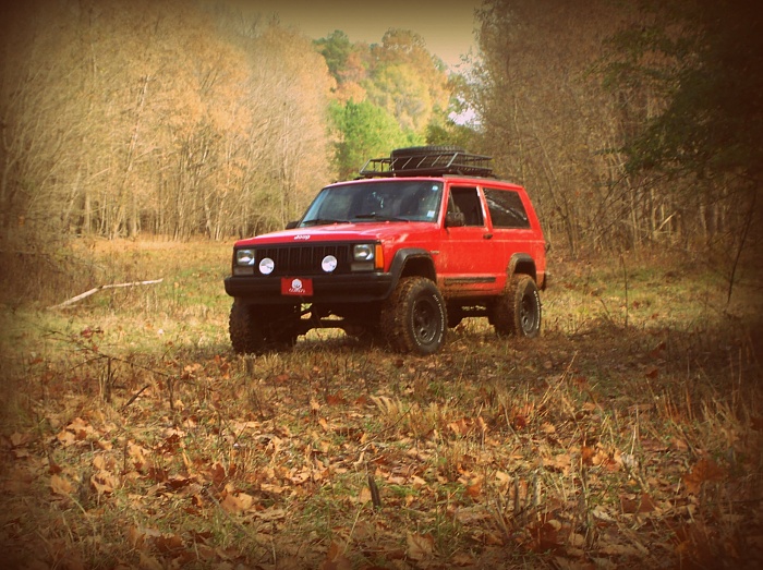 Project Comanchero-red-jeep.jpg