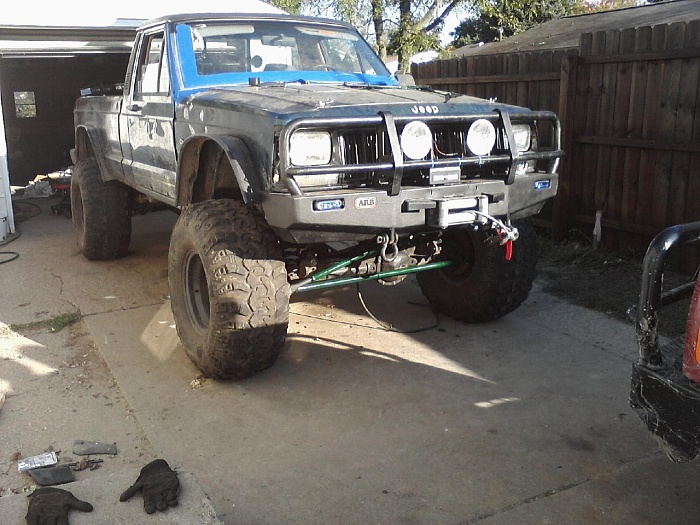 My 87 comanche 2wd.. You can guess what i'm doing :D-image10042011172116.jpg