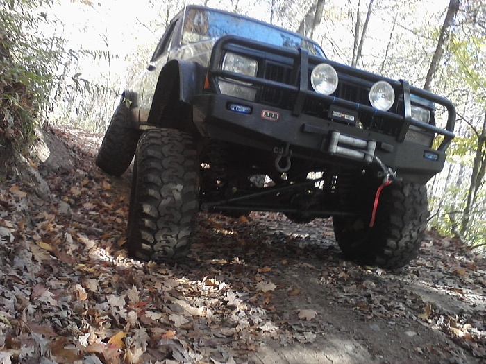 My 87 comanche 2wd.. You can guess what i'm doing :D-image10172011143727.jpg