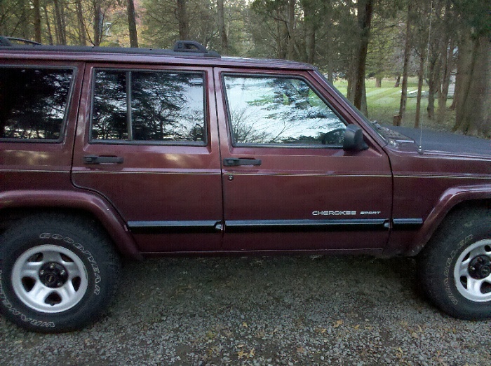 My 00 xj-forumrunner_20111102_234420.jpg
