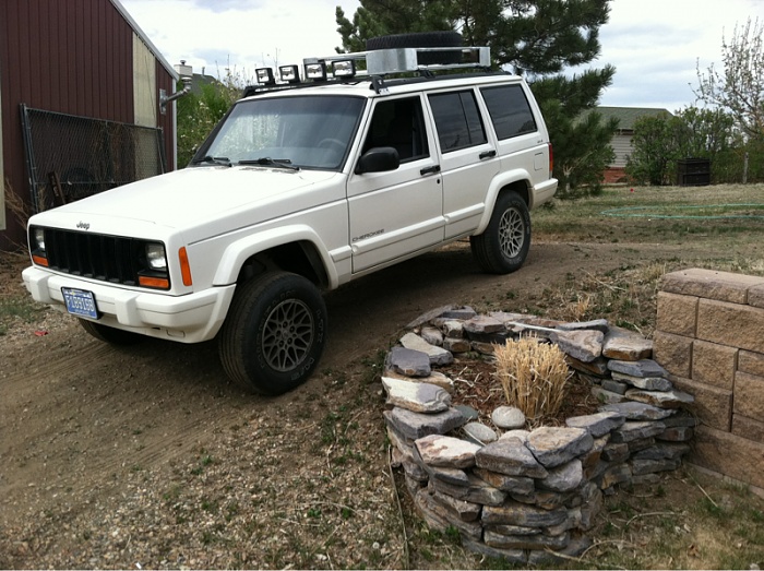 White 97 xj high school build/daily driver-image-3355118891.jpg