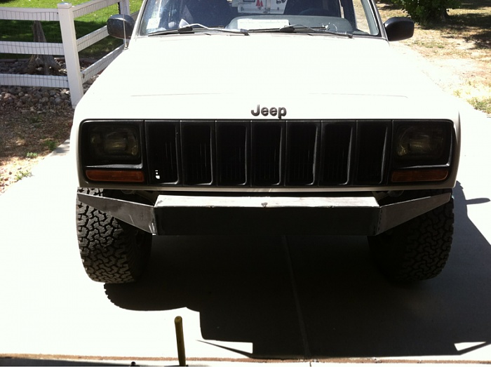 White 97 xj high school build/daily driver-image-511676171.jpg