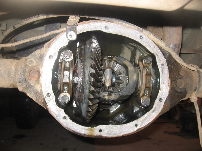 2001 Multi Purpose XJ-locker-install-002.jpg