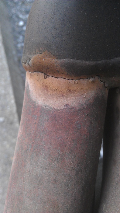crack in exhaust manifold, weld?-imag0412.jpg