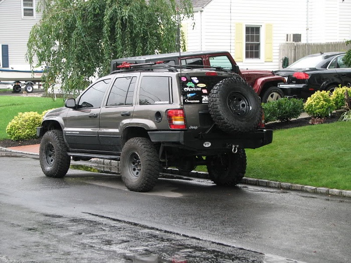 Do your own lift or take it to a shop?  How hard is it?-wj-rear-2.jpg